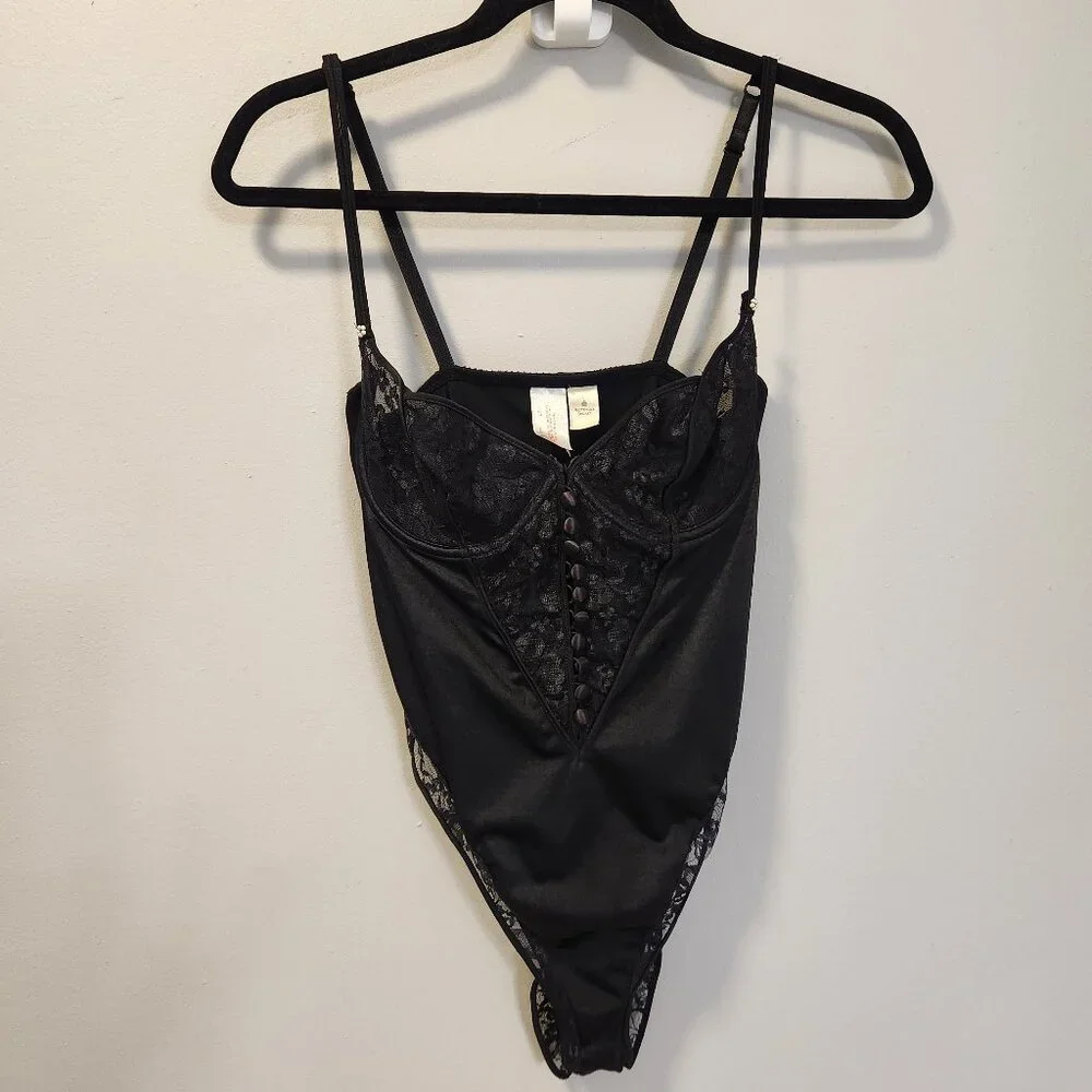 Vintage Victoria’s Secret Black‎ Lace Bodysuit Size 36B Feminine 90s Romantic
